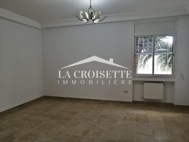 Appartement S+3 à La Marsa